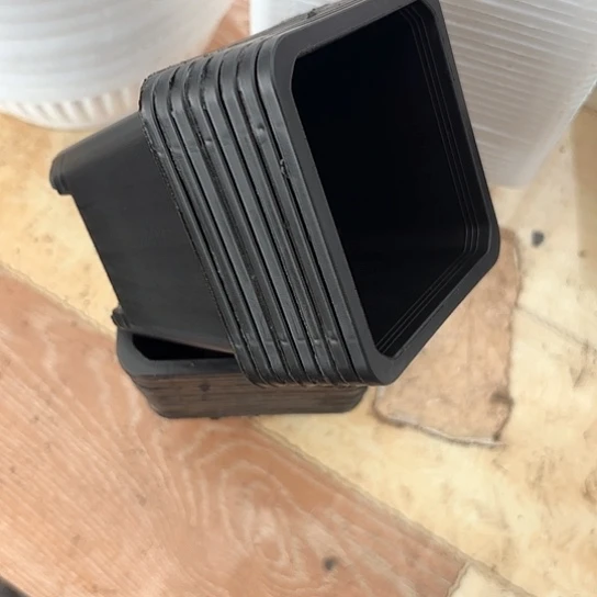 100黑方盆9公分高7公分20个