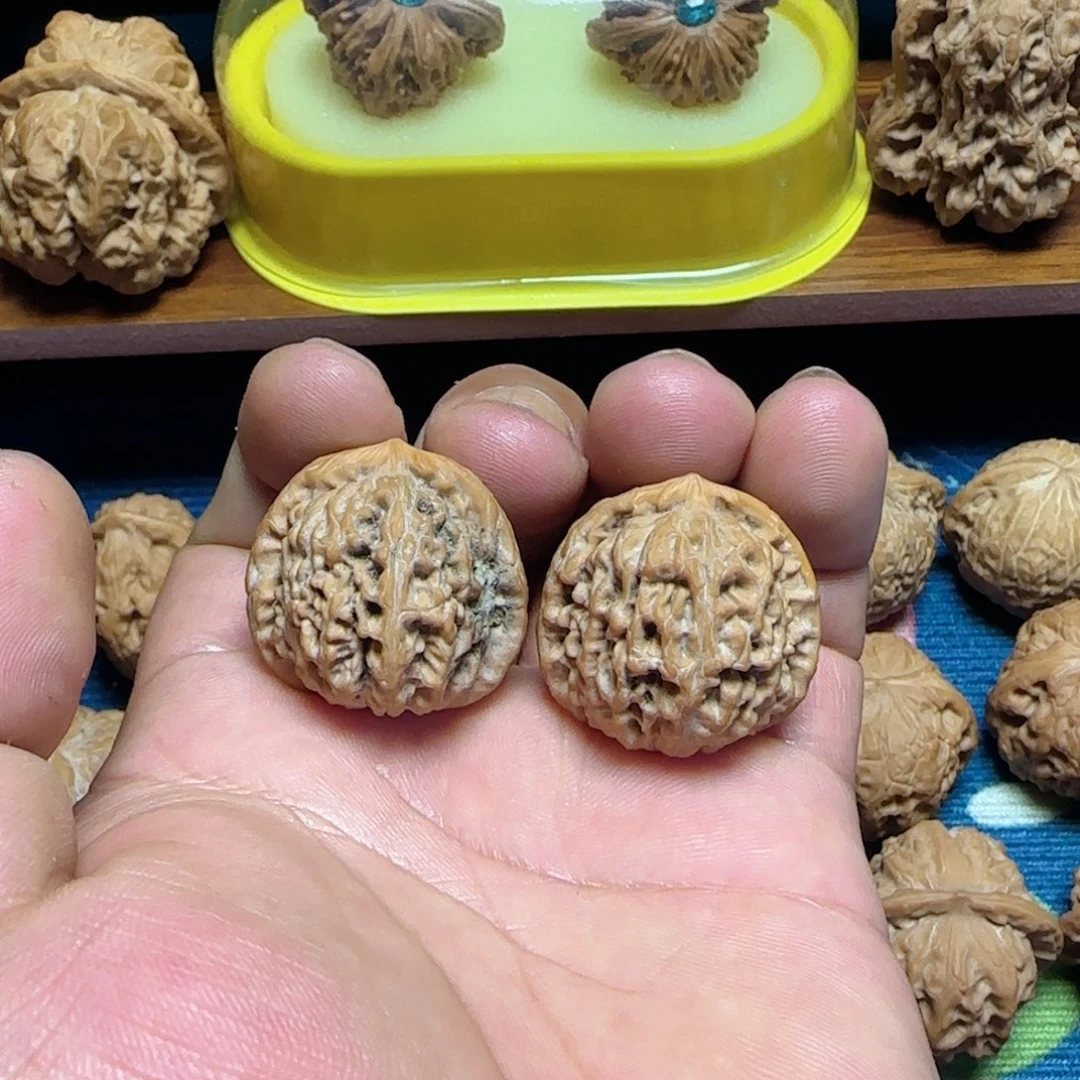 啊***三吊坠文玩核桃荔枝纹30微修