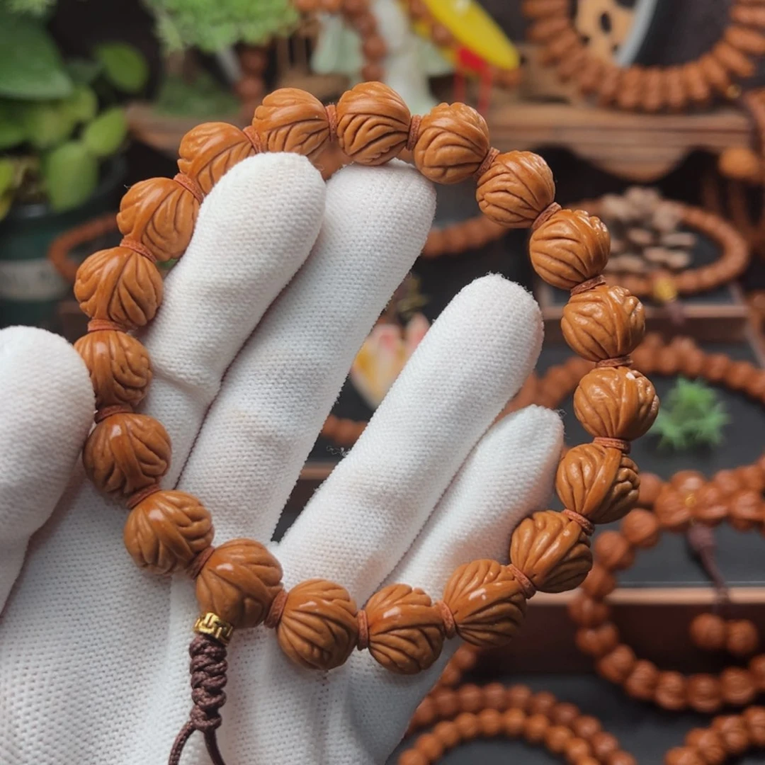 吊坠桃核1.4祥云手持