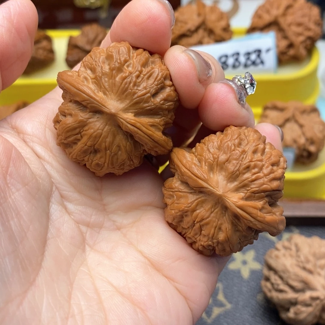 把件文玩核桃38尺精品血麒麟