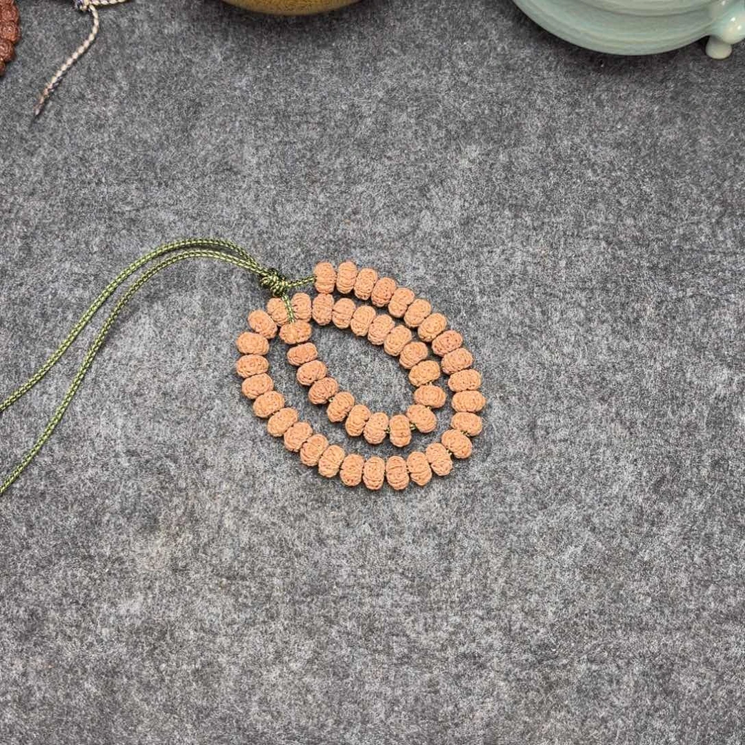 金刚菩提吊坠6瓣奥迪梅花