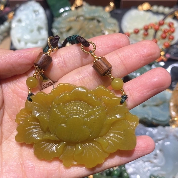 岫玉毛衣链未镶嵌
