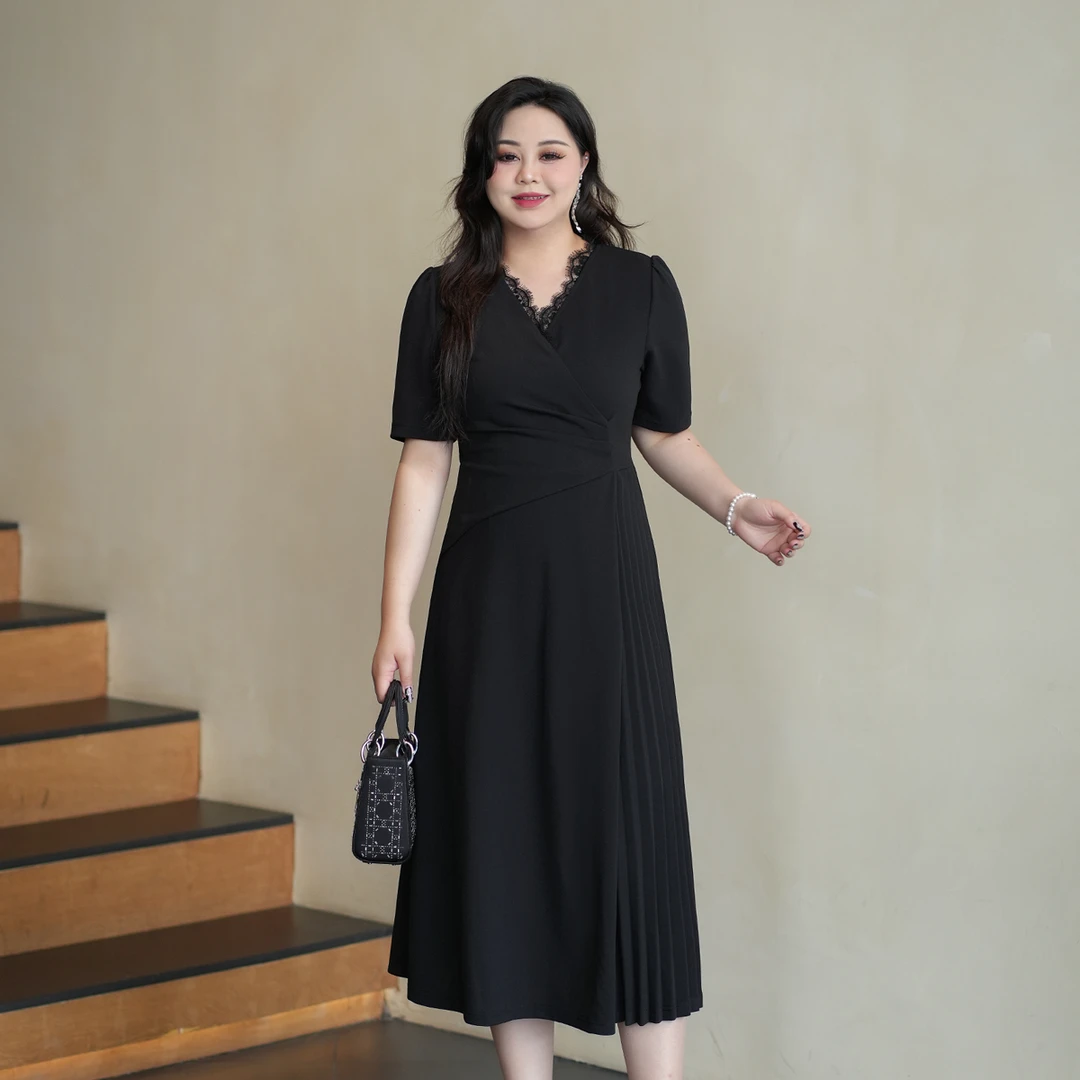 【暗夜精灵】大码女装2025夏季新款遮肚气质独特别致蕾丝拼接连衣裙