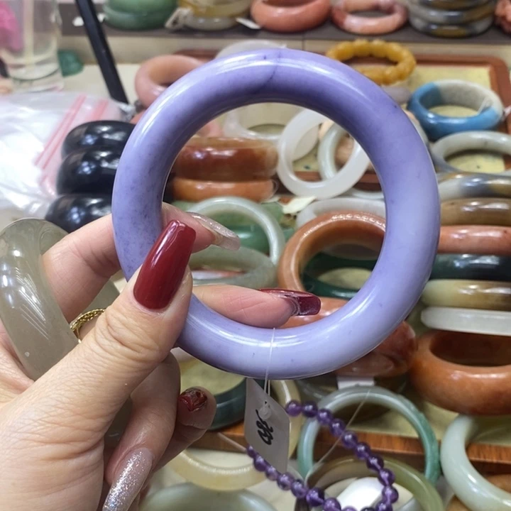 未镶嵌手镯石英质玉（非洲翠）蘇****丶