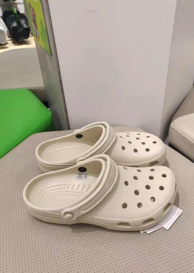 经典明星洞洞鞋2cm时尚百搭