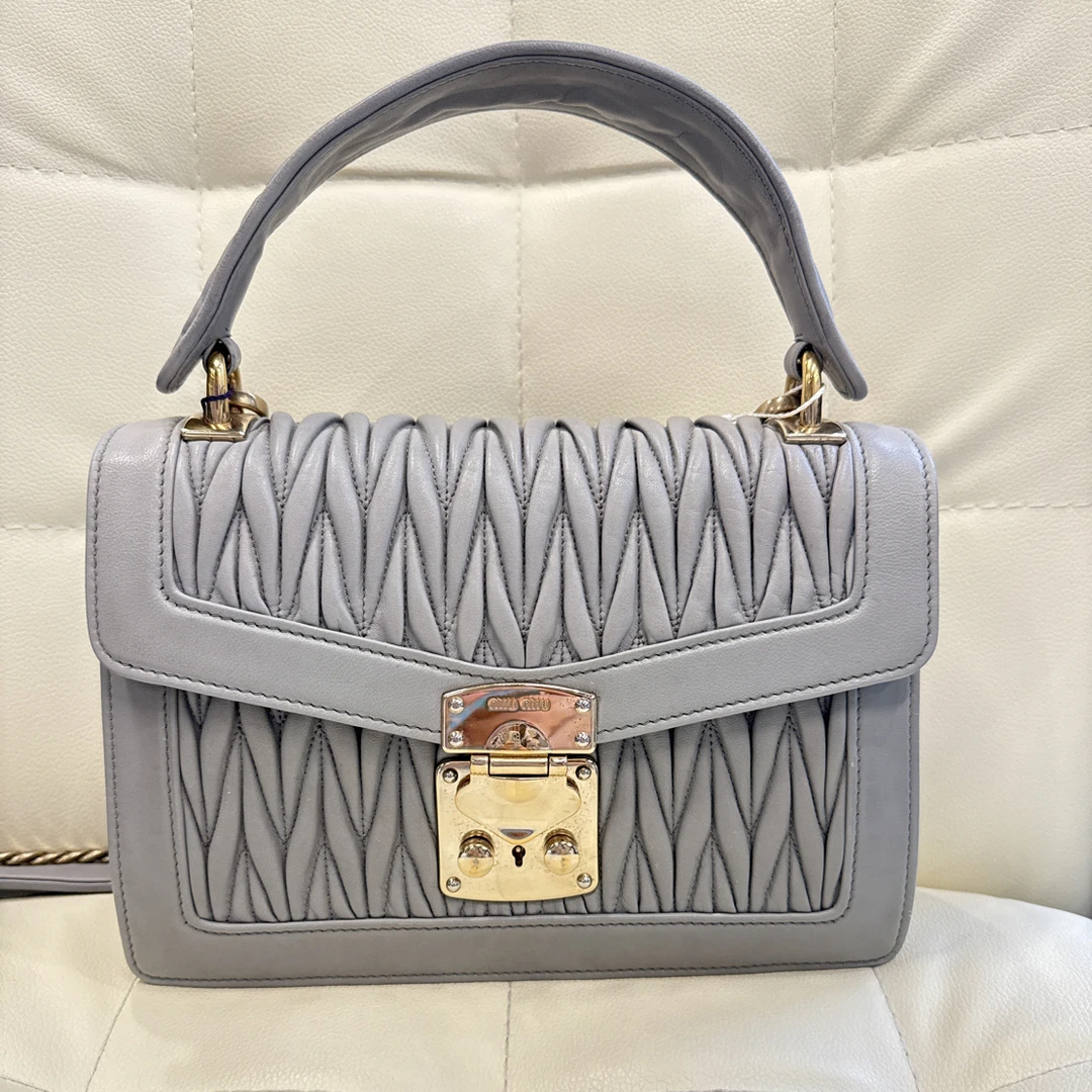 95新 MIU MIU/缪缪 斜挎包1117 1634