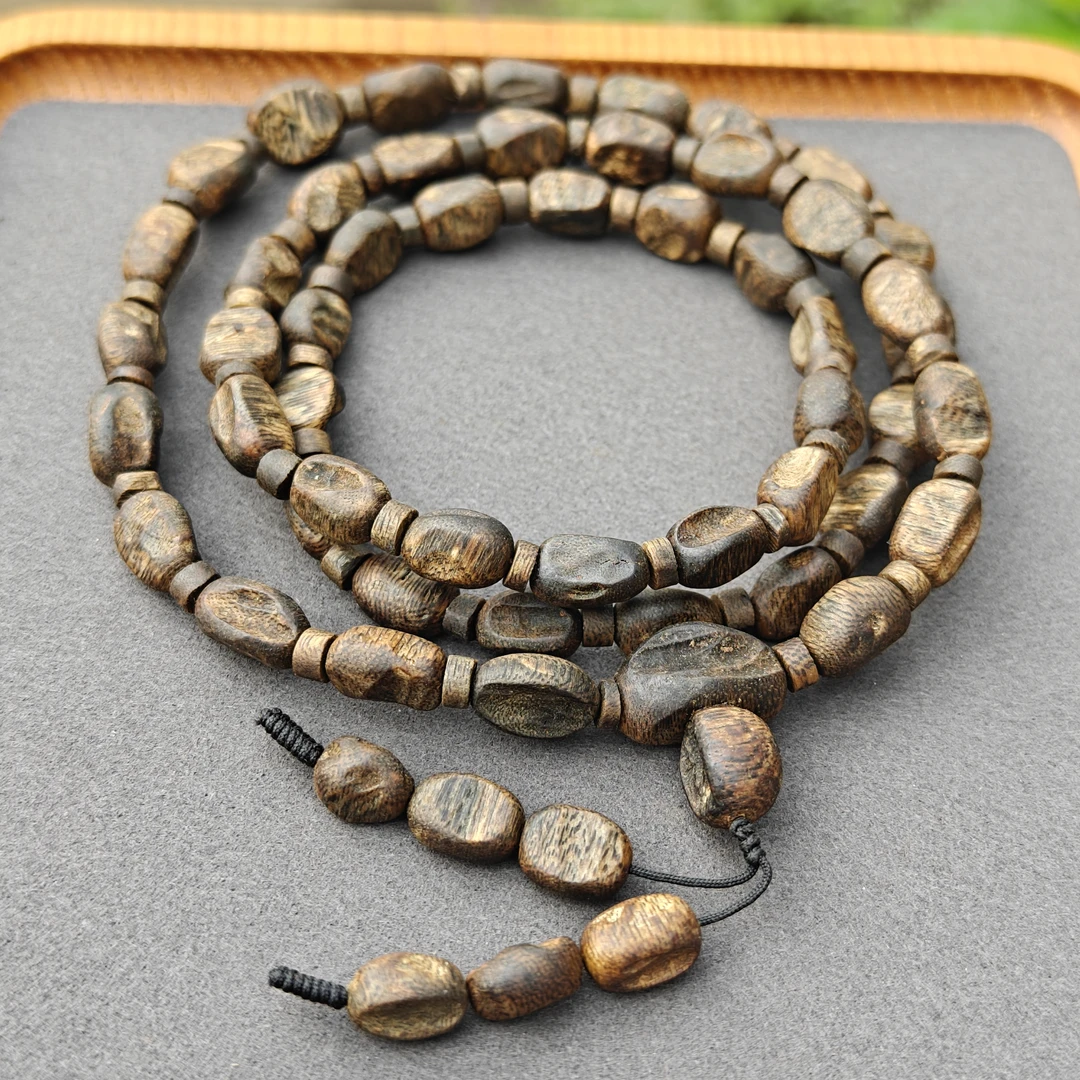 沉香沉香手串乌身九分沉板头留疤多圈（29克）多样性发其一