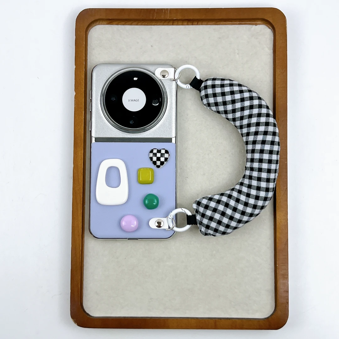 品申清爽紫夏日多巴胺纽扣贴饰充棉提适用华为mate70pro手机壳