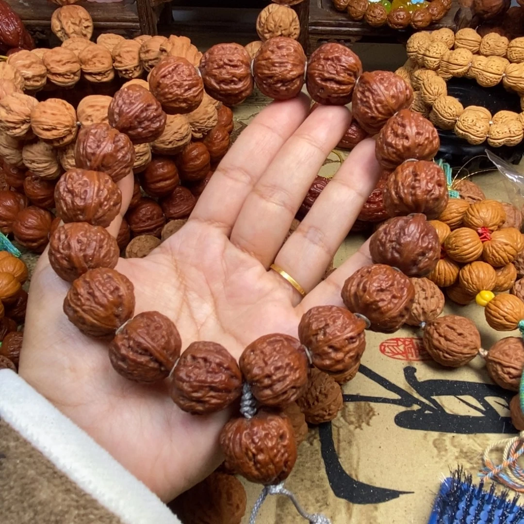 文玩核桃吊坠密纹桃心手持文玩核桃