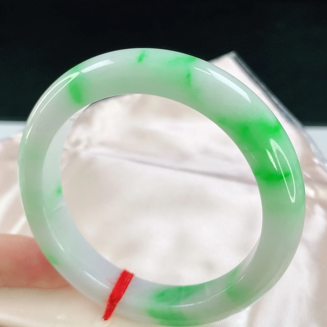 翡翠未镶嵌手镯661