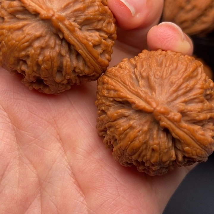 文玩核桃吊坠秦岭核桃