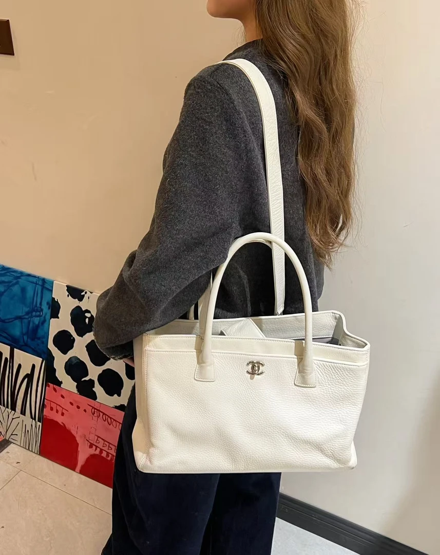 95新 Chanel/香奈儿 白色cerf托特/单肩包