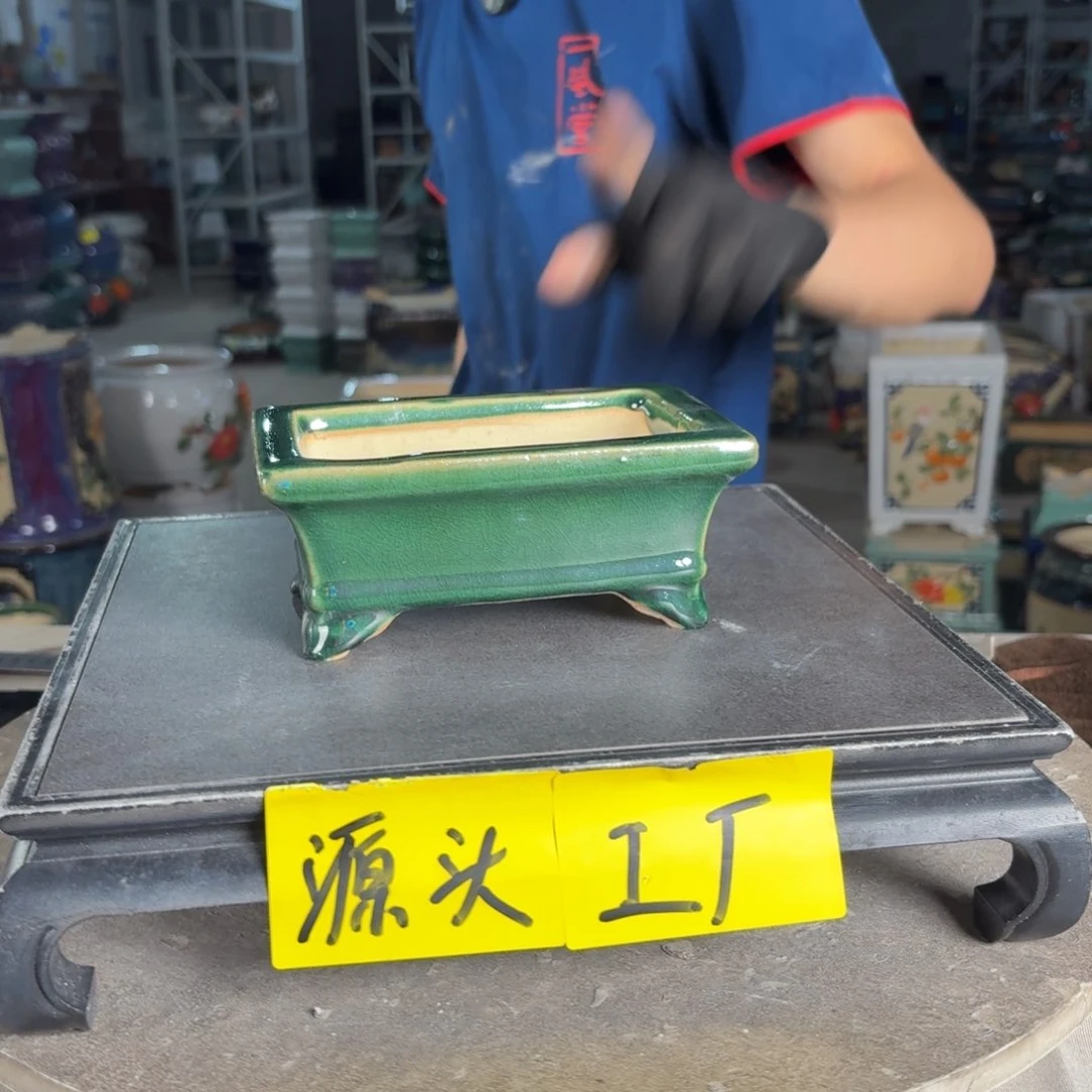 一风堂石湾花盆 微瑕缝隙