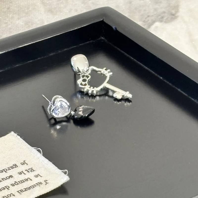 铜合金合成锆石耳饰 ab款钥匙爱心耳环EH3425