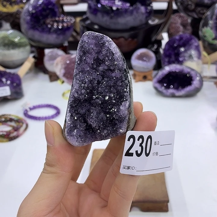 水晶未镶嵌大型摆件（非配饰）