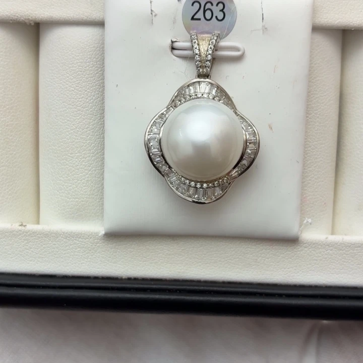 颈饰银S925镶嵌海水珍珠