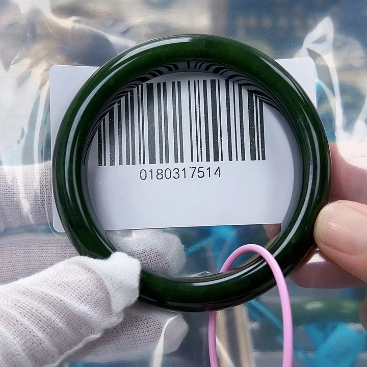 和田玉手镯未镶嵌微瑕60