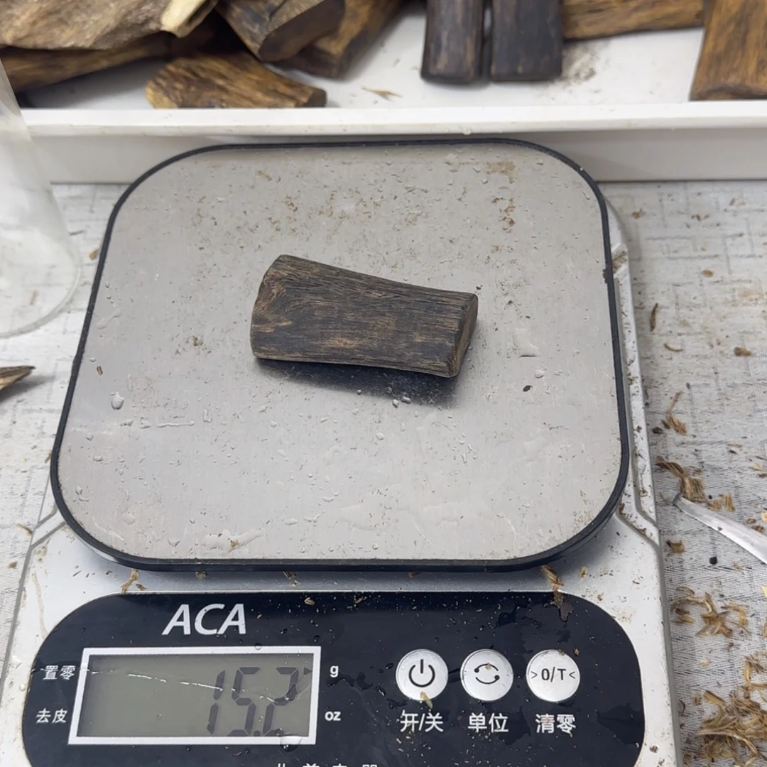 用***8沉香沉香碎屑沉水牌子