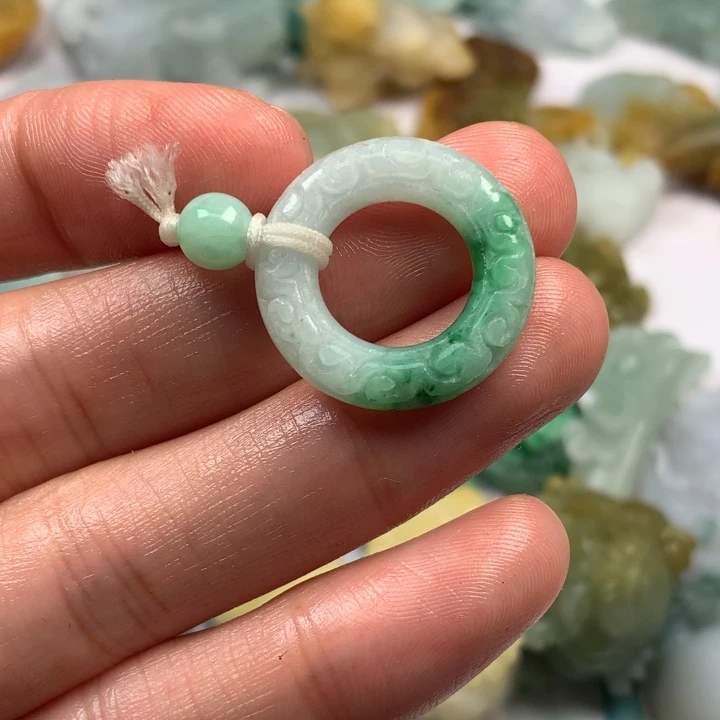 定制翡翠未镶嵌翡翠