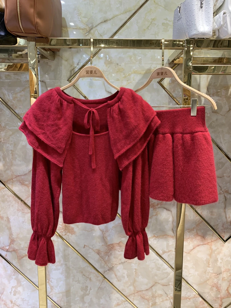 黛蜜儿2025新款荷叶边披肩毛衣+半裙