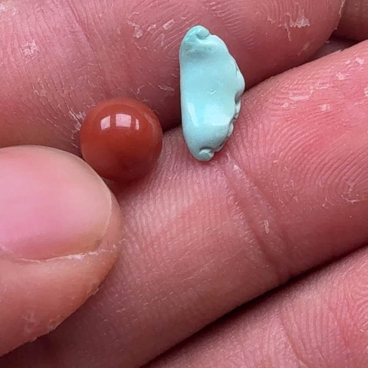 南红玛瑙未镶嵌珠宝奇石