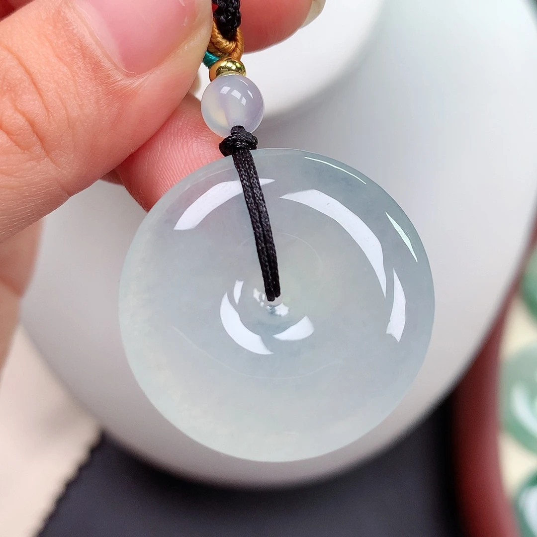 翡翠未镶嵌颈饰平安扣 29.7x6.0mm