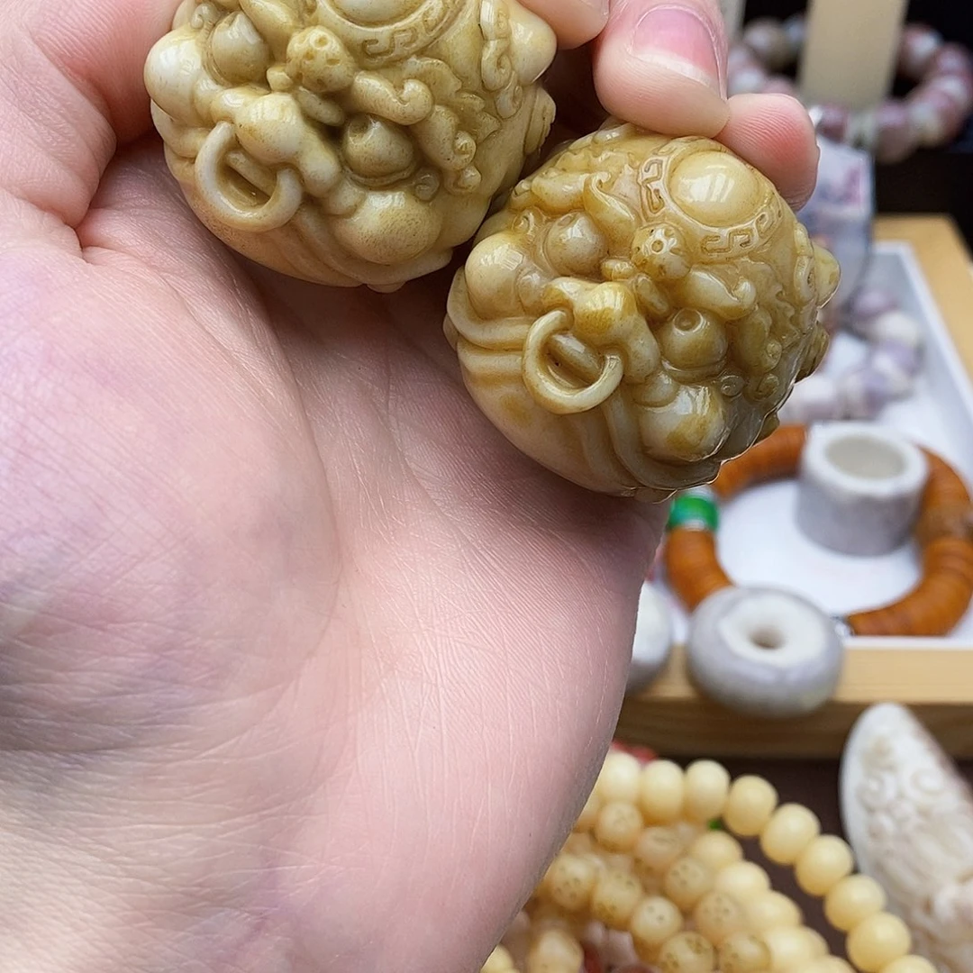 驼骨手串/手链要****六鹿角根付骨貔貅手把球