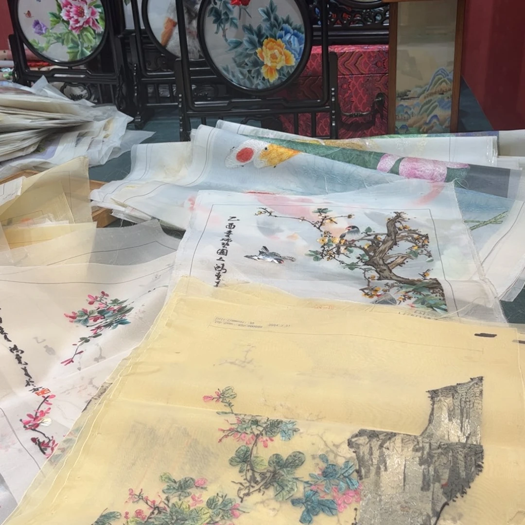 他***孩织绣纯手工。纯手工？纯手工？