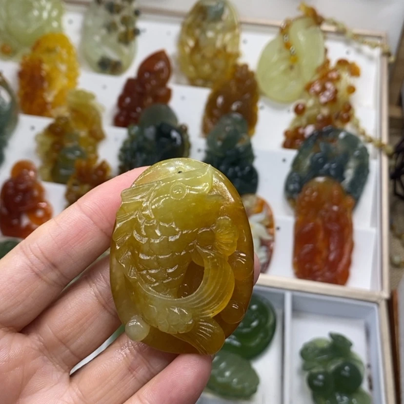 【闪购商品】未镶嵌蛇纹石玉颈饰