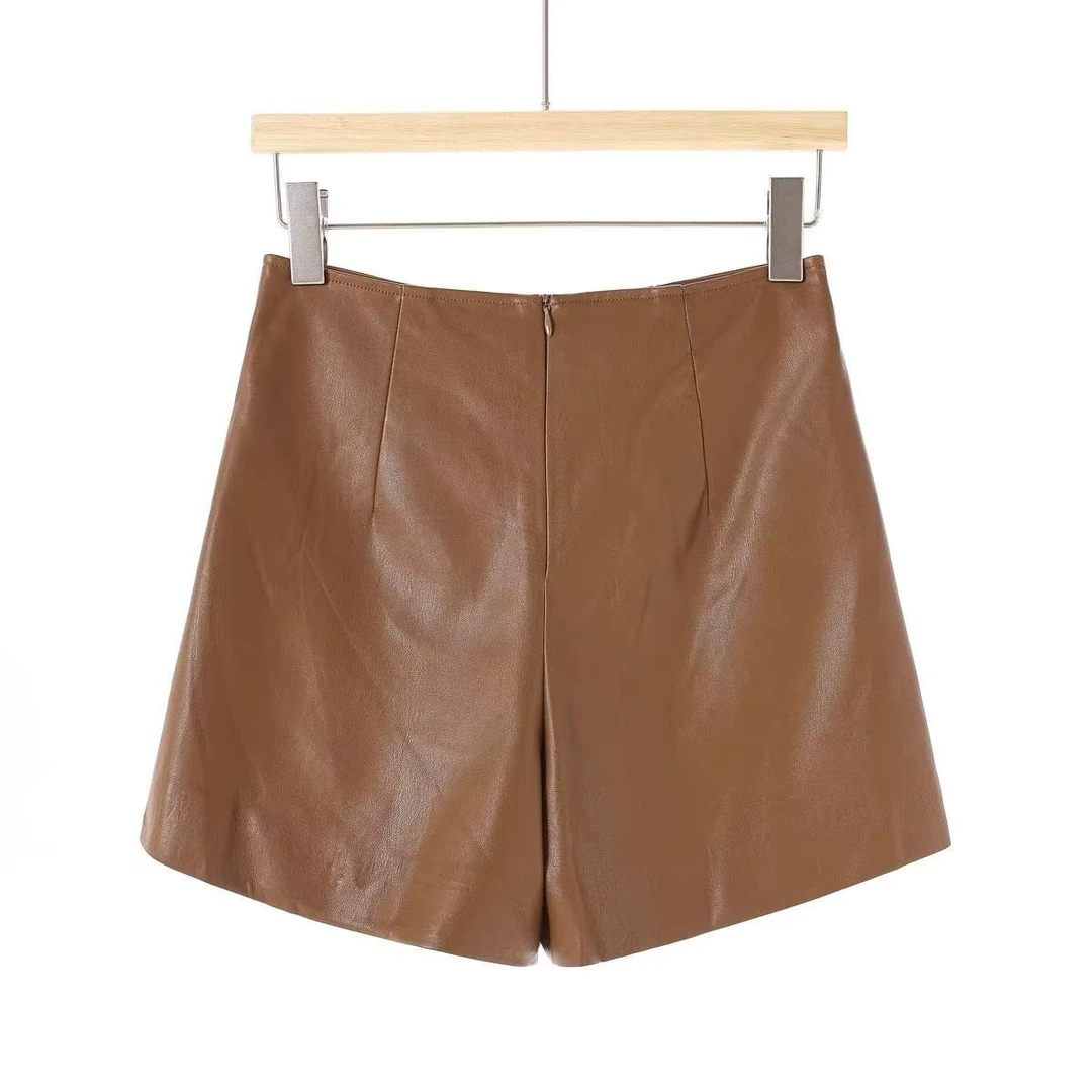 032 咖色  黑色  短裤