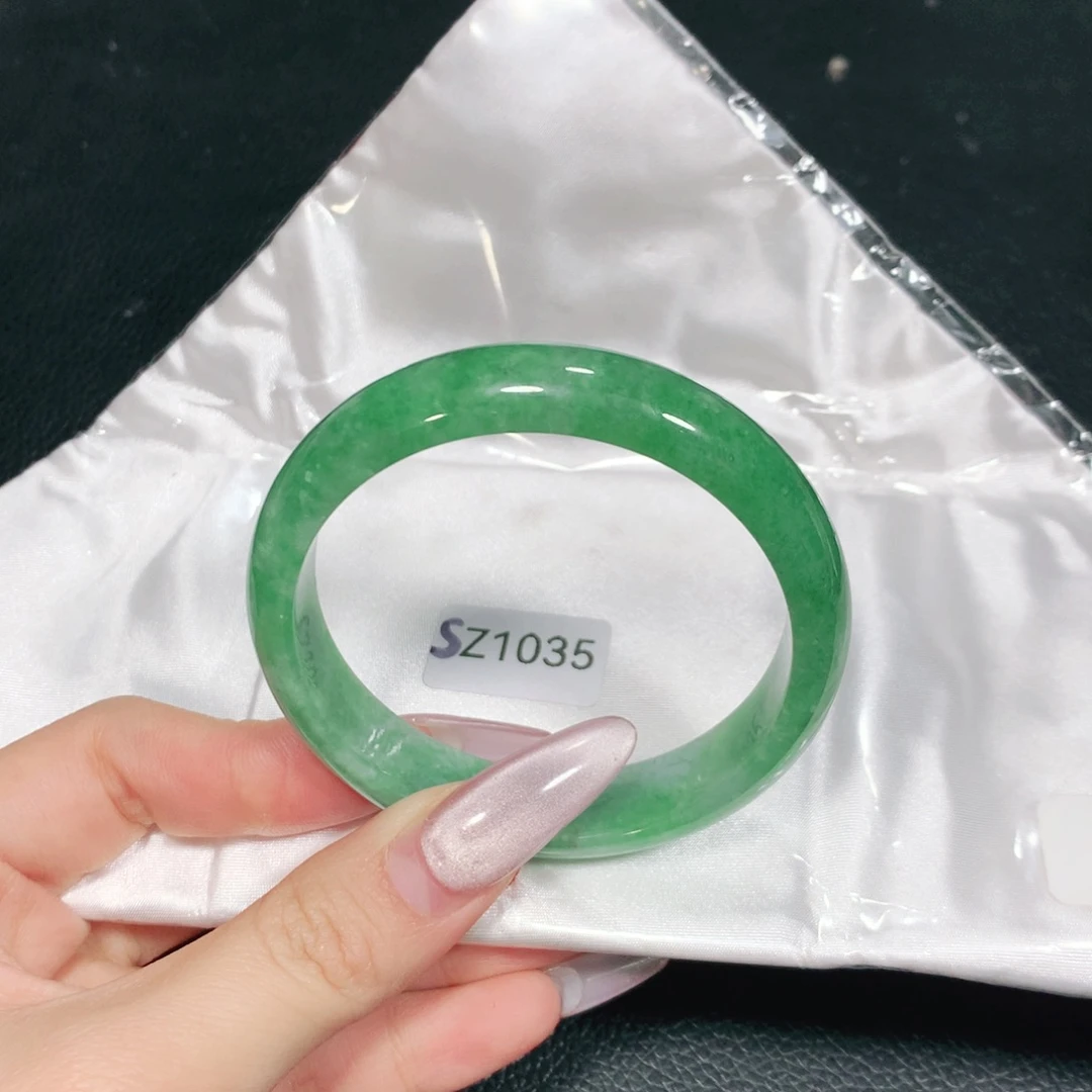 翡翠未镶嵌手镯Sz1035-04