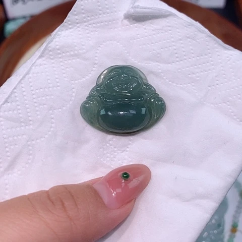 颈饰未镶嵌翡翠佛公