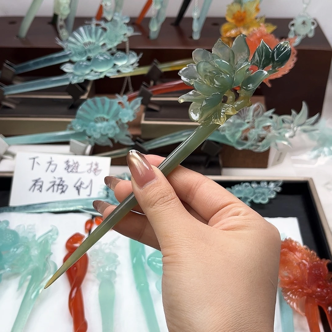 蛇纹石玉未镶嵌发饰