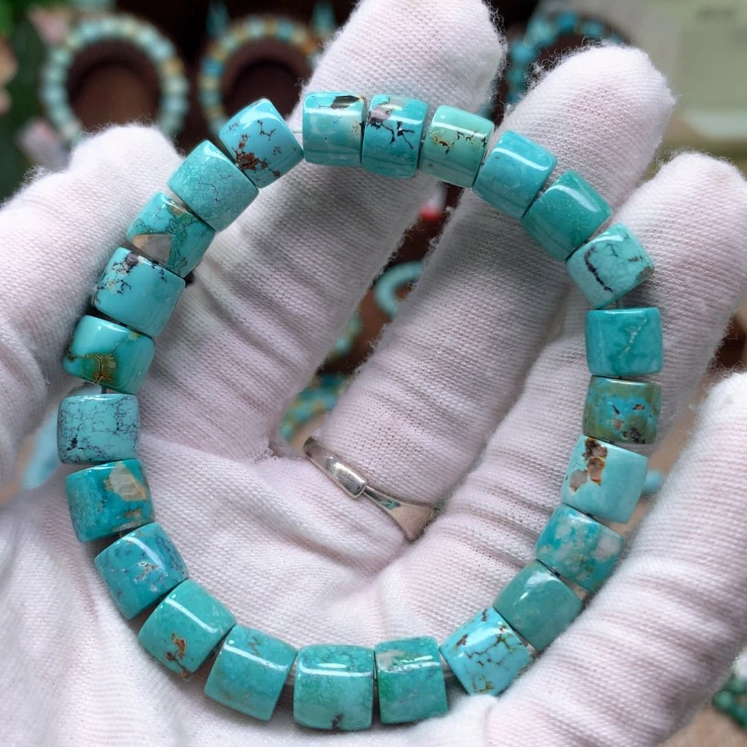 绿松石配饰未镶嵌