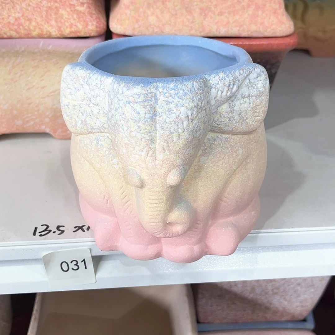 9*11 大象花盆一个