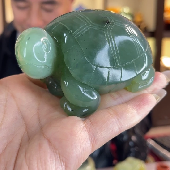 蛇纹石玉未镶嵌把件