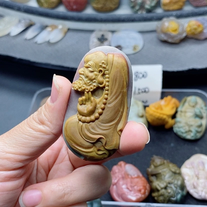 【闪购商品】定制石英质玉吊坠未镶嵌