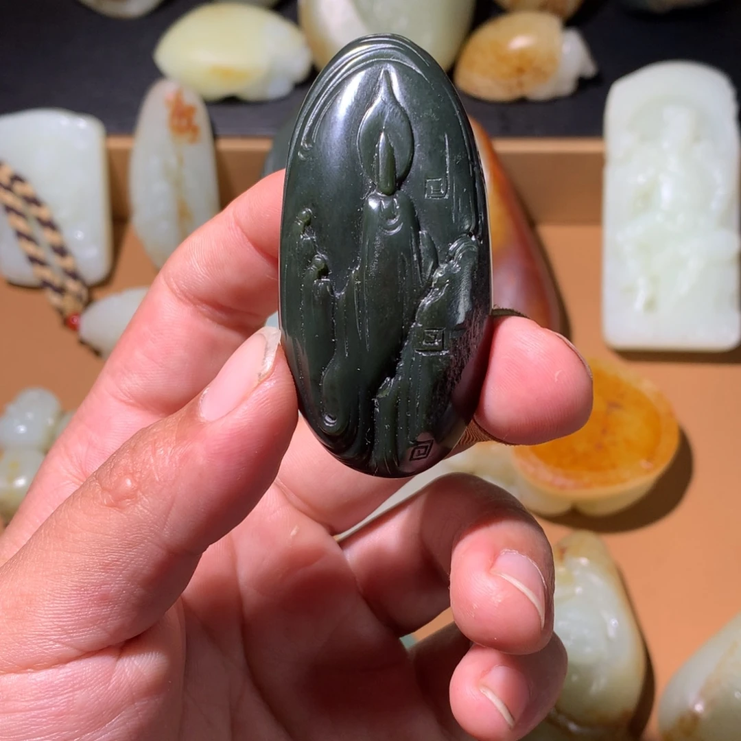 和田玉（糖玉）未镶嵌挂件