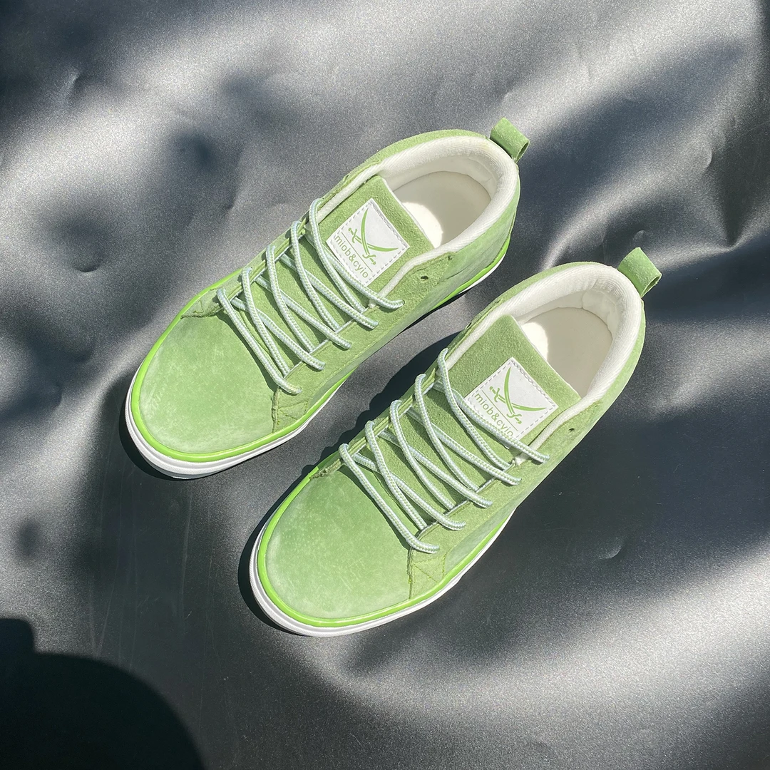 秋冬潮流大码男鞋百搭鞋子男款学生板鞋透气休闲牛油果中帮帆布鞋