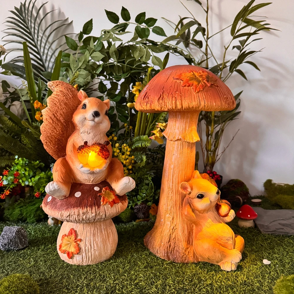 松鼠抱坚果坐蘑菇太阳能发光落地摆件户外花园庭院摆件装饰品