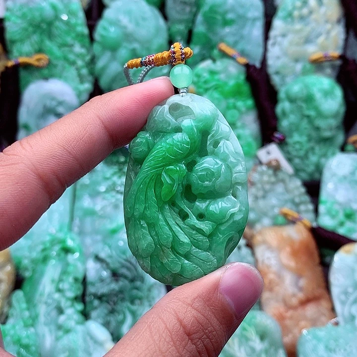 翡翠吊坠(不含链)未镶嵌