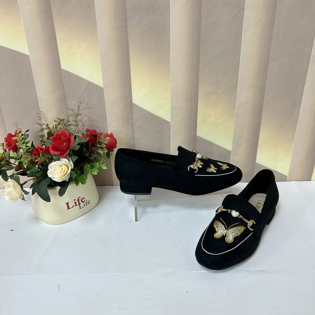 90235时尚气质休闲低跟新款单鞋F