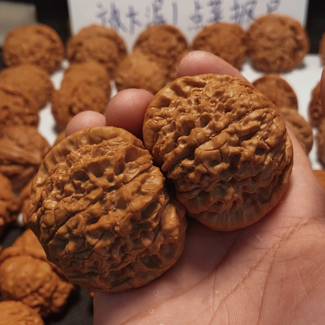 文玩核桃吊坠小*龙鼎