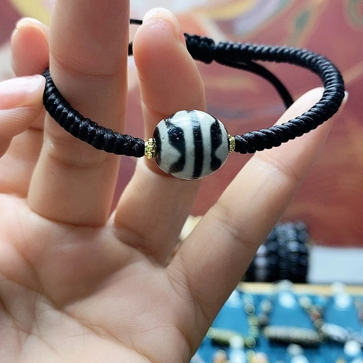 玛瑙/玉髓颈饰合金