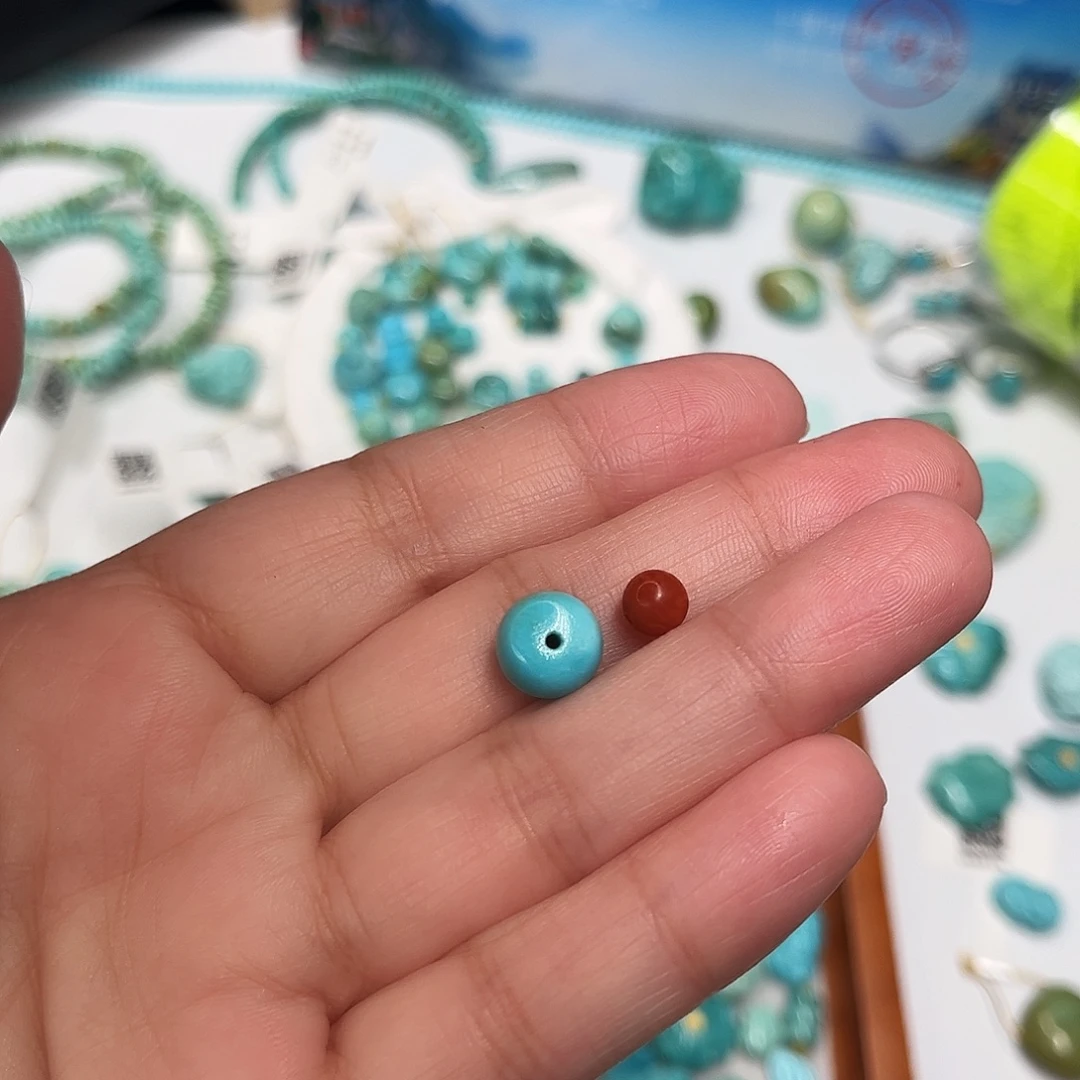 乐***果南红玛瑙未镶嵌珠宝半成品