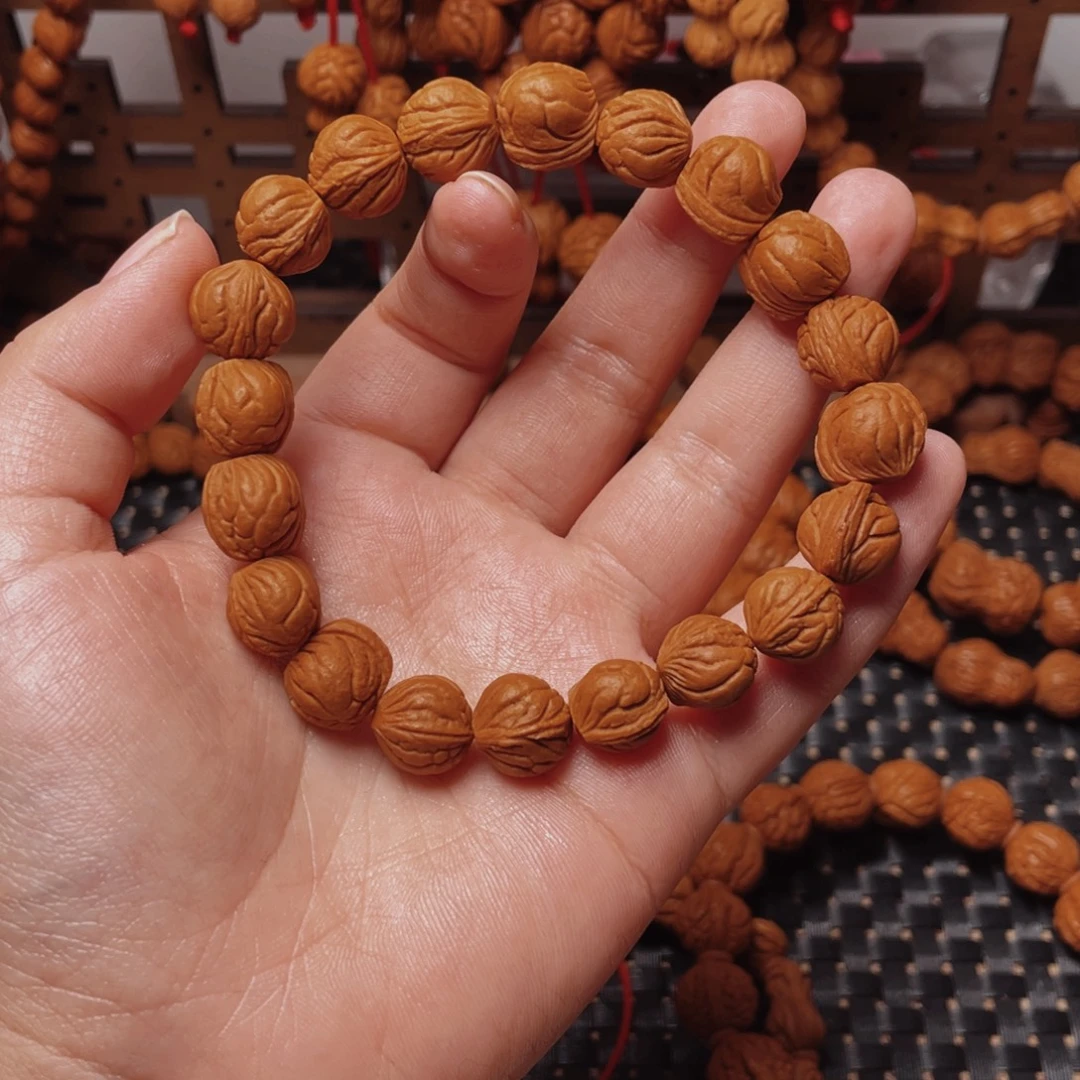 木质类龙纹桃枭手串