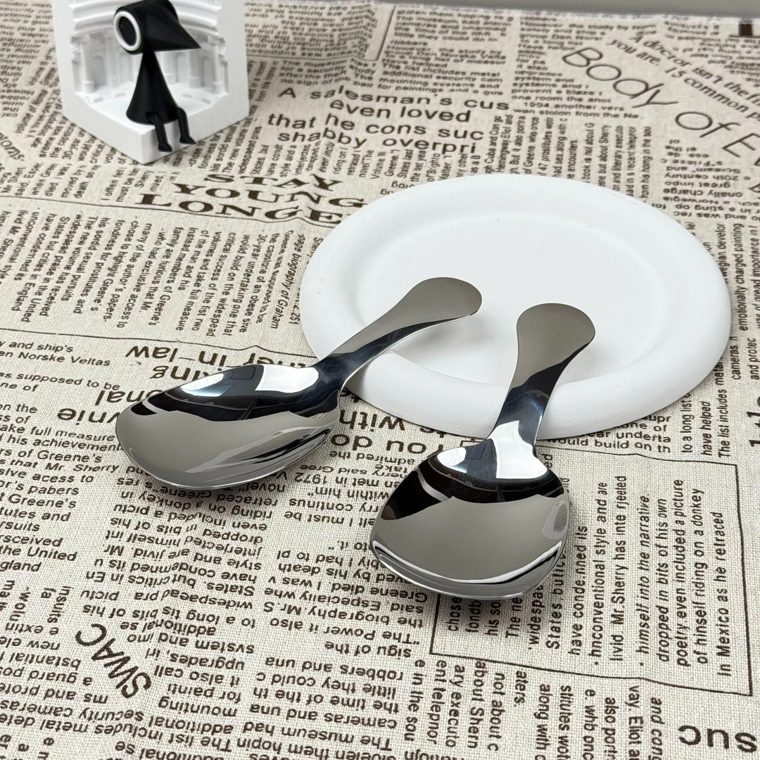 18-10不锈钢精致可爱儿童勺网红款简约创意短柄大头勺子