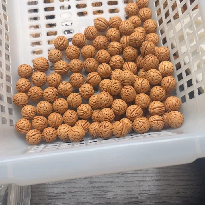 ****爷手串文玩核桃野生