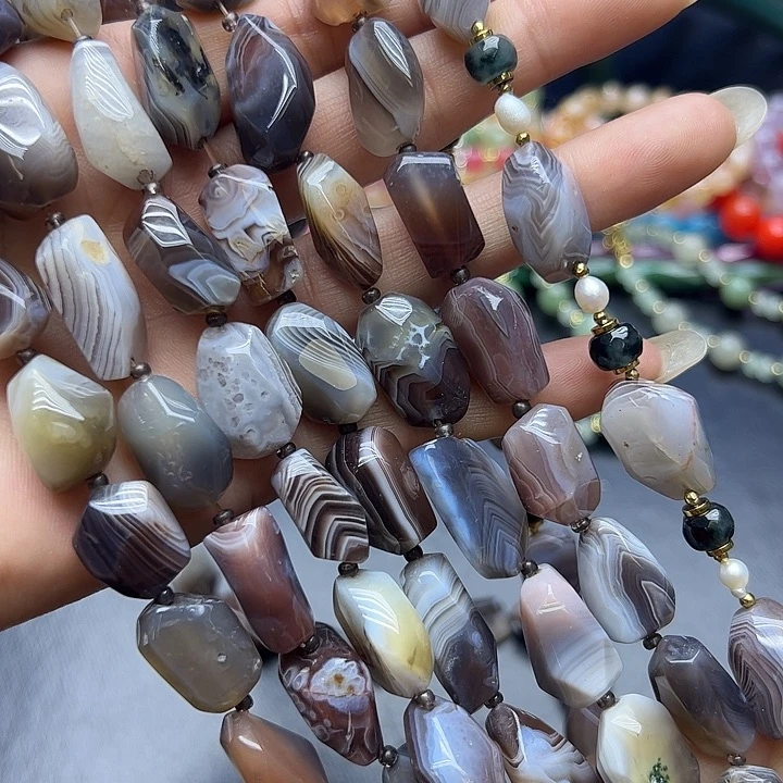 玛瑙/玉髓合金珠宝半成品T942  13×18m天然本色波斯湾玛瑙一条