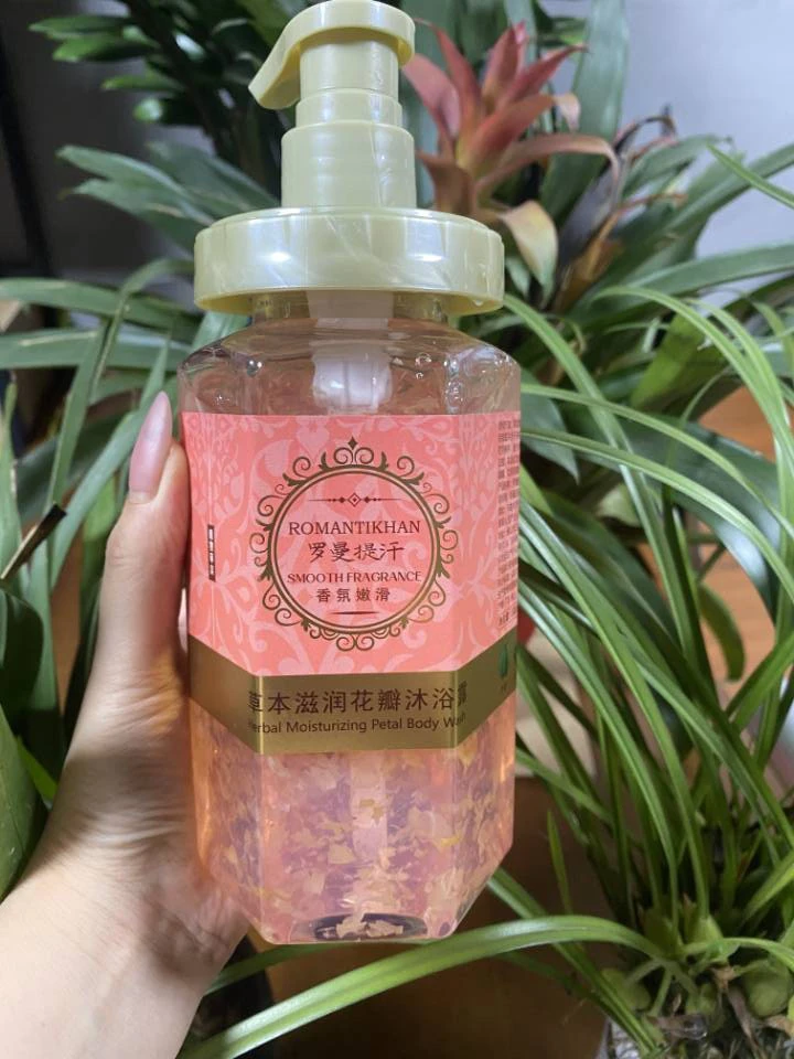【福利品】到手两瓶花瓣沐浴露